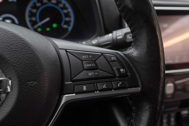 2019 NISSAN LEAF - 10