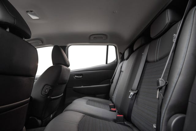 2019 NISSAN LEAF - 18