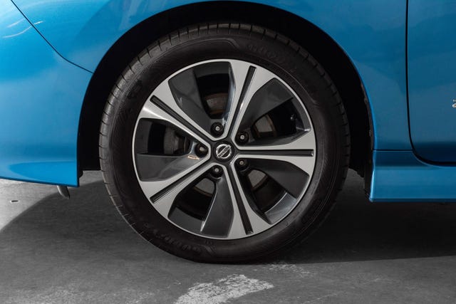 2019 NISSAN LEAF - 7
