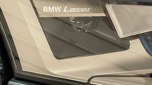 2022 BMW IX XDRIVE 40 - 10