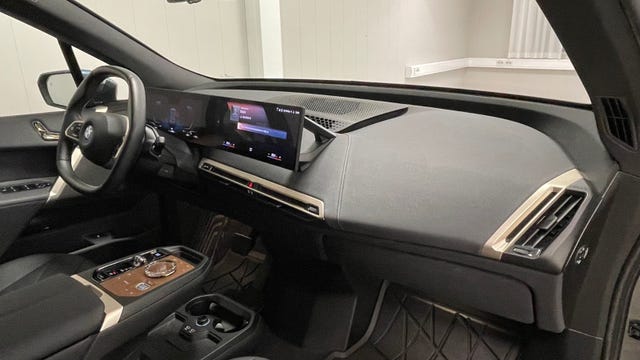 2022 BMW IX XDRIVE 40 - 17