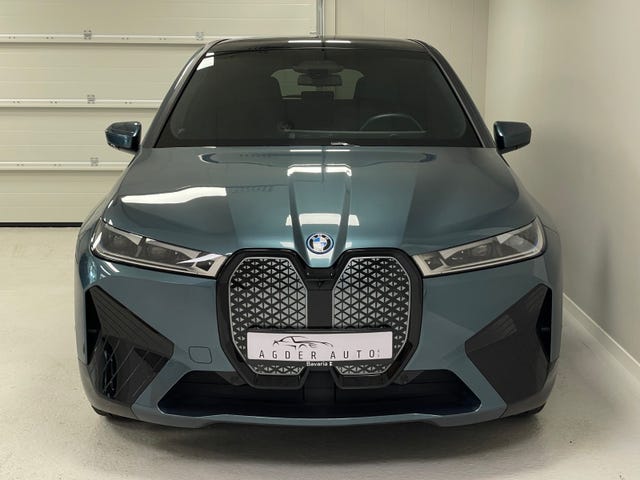 2022 BMW IX XDRIVE 40 - 8