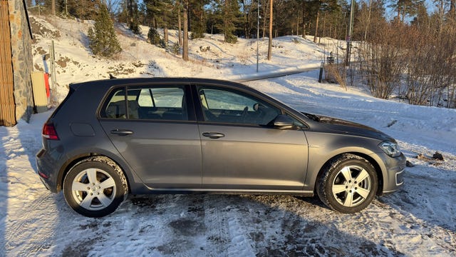 WVWZZZAUZKW904872 2019 VOLKSWAGEN GOLF-3