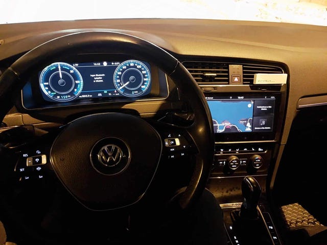 2019 VOLKSWAGEN GOLF - 13