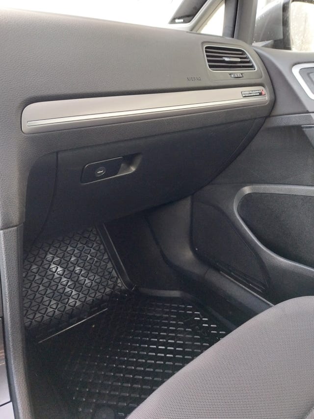 2015 VOLKSWAGEN GOLF - 8