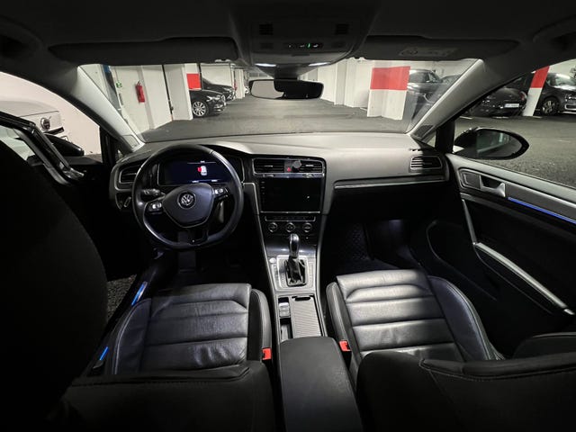 WVWZZZAUZK8912937 2019 VOLKSWAGEN GOLF-1