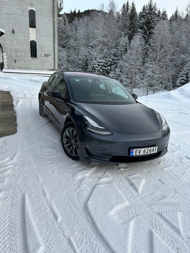 5YJ3E7EB7KF237090 2019 TESLA MODEL 3-0