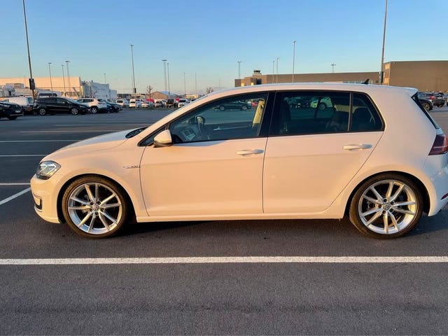 2018 VOLKSWAGEN GOLF - 12