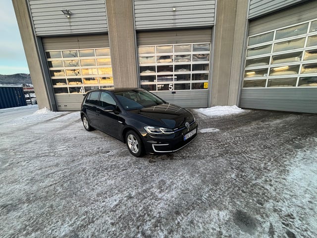 2018 VOLKSWAGEN GOLF - 8