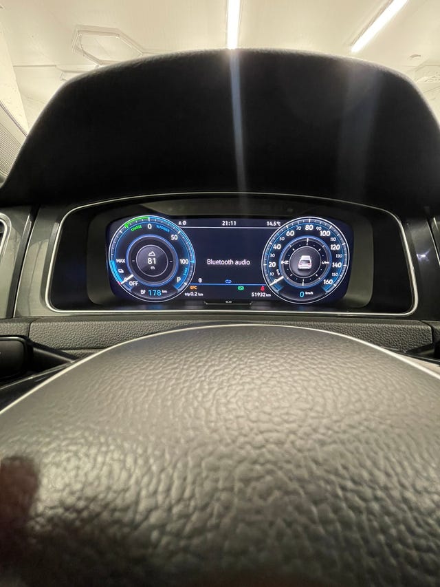 2019 VOLKSWAGEN GOLF - 16