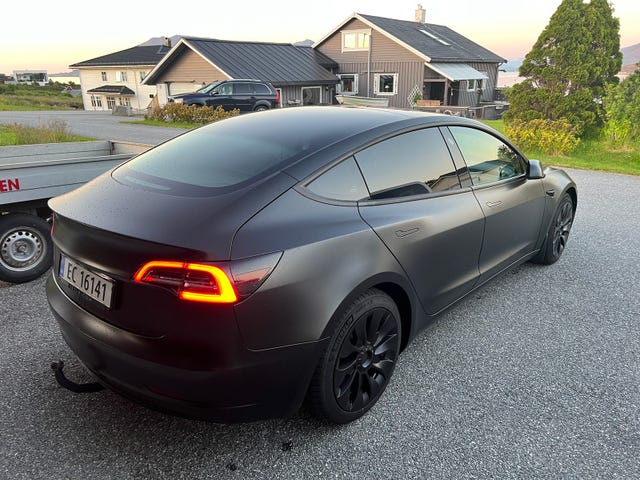 5YJ3E7EB6MF881666 2021 TESLA MODEL 3-2