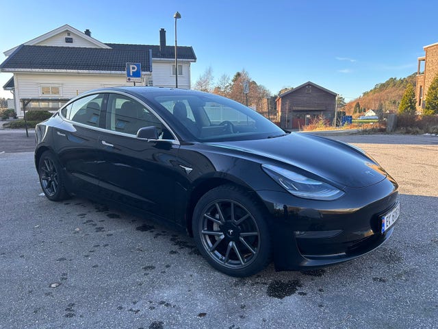 5YJ3E7EB0KF242356 2019 TESLA MODEL 3-2