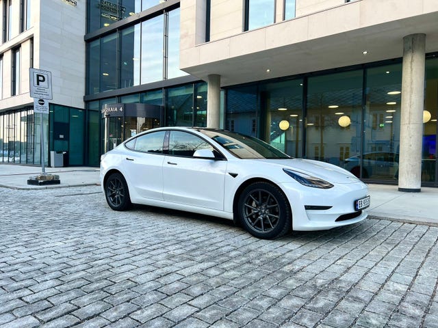 5YJ3E7EB1MF834237 2021 TESLA MODEL 3-0