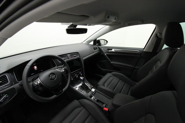 WVWZZZAUZK8902925 2019 VOLKSWAGEN GOLF-5