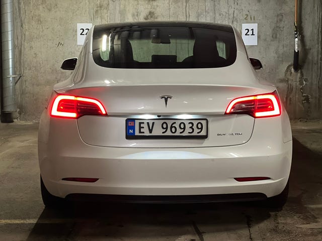 2019 TESLA MODEL 3 - 11
