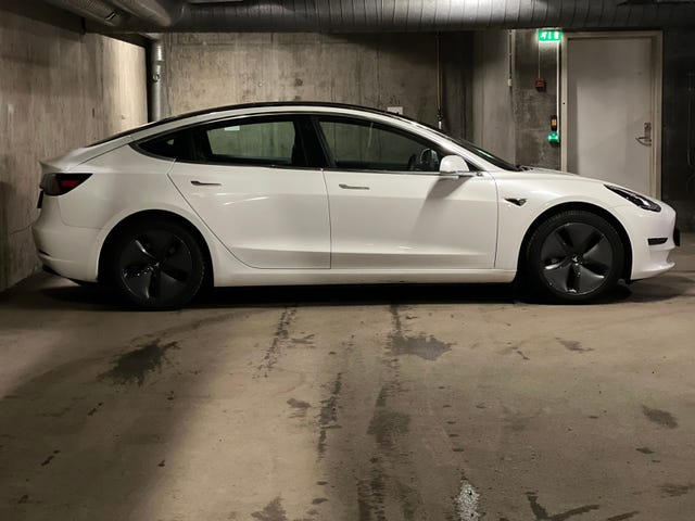 2019 TESLA MODEL 3 - 8