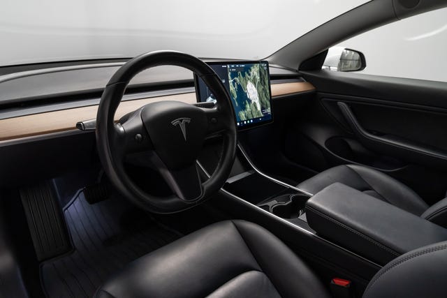 2019 TESLA MODEL 3 - 15