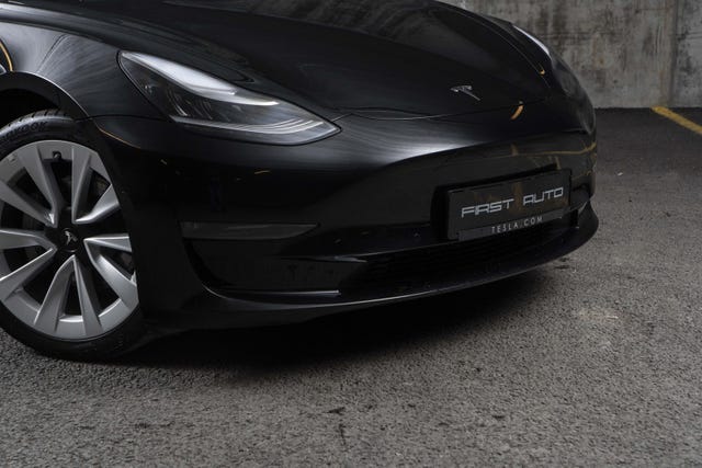 5YJ3E7EB1MF834321 2021 TESLA MODEL 3-1