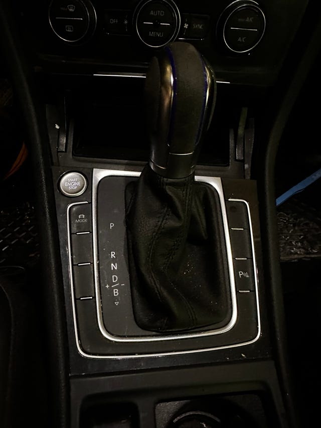 2019 VOLKSWAGEN GOLF - 41