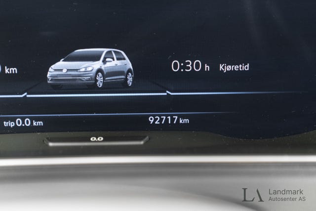 2018 VOLKSWAGEN GOLF - 24