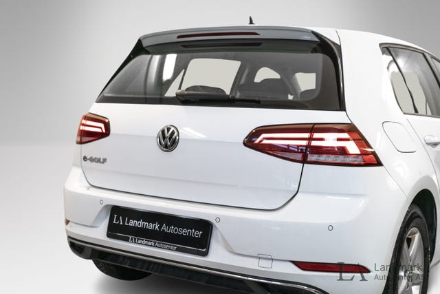 2018 VOLKSWAGEN GOLF - 11