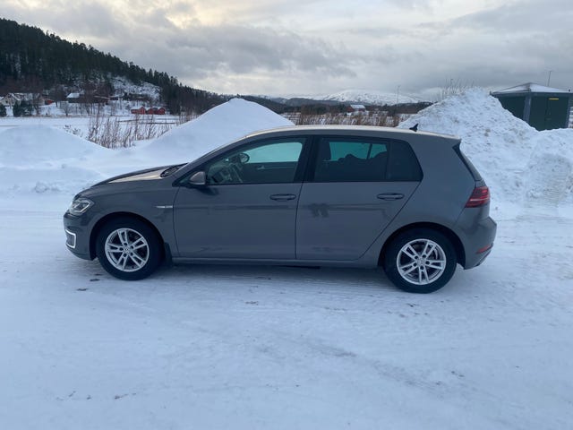 WVWZZZAUZK8900924 2019 VOLKSWAGEN GOLF-0