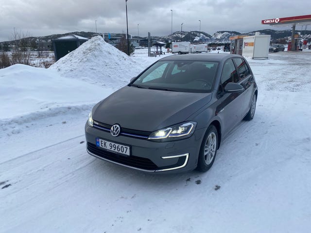 WVWZZZAUZK8900924 2019 VOLKSWAGEN GOLF-1