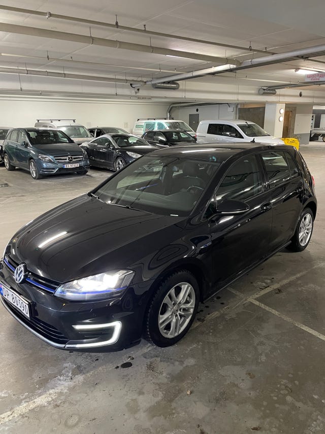 WVWZZZAUZFW126014 2015 VOLKSWAGEN GOLF-2
