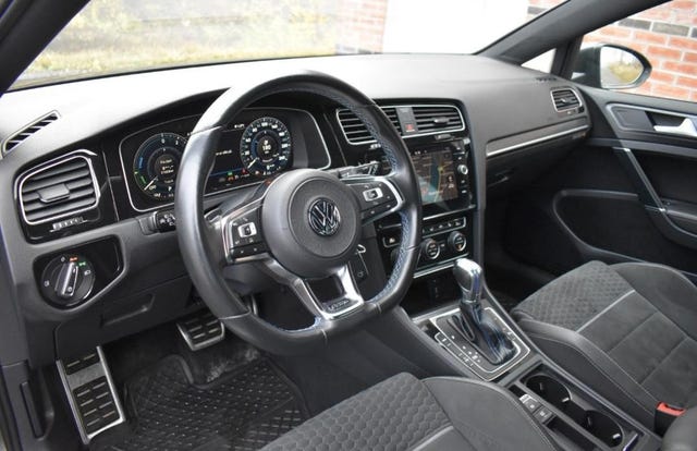 2018 VOLKSWAGEN GOLF - 13