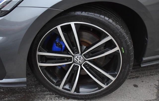 WVWZZZAUZJW803087 2018 VOLKSWAGEN GOLF-3
