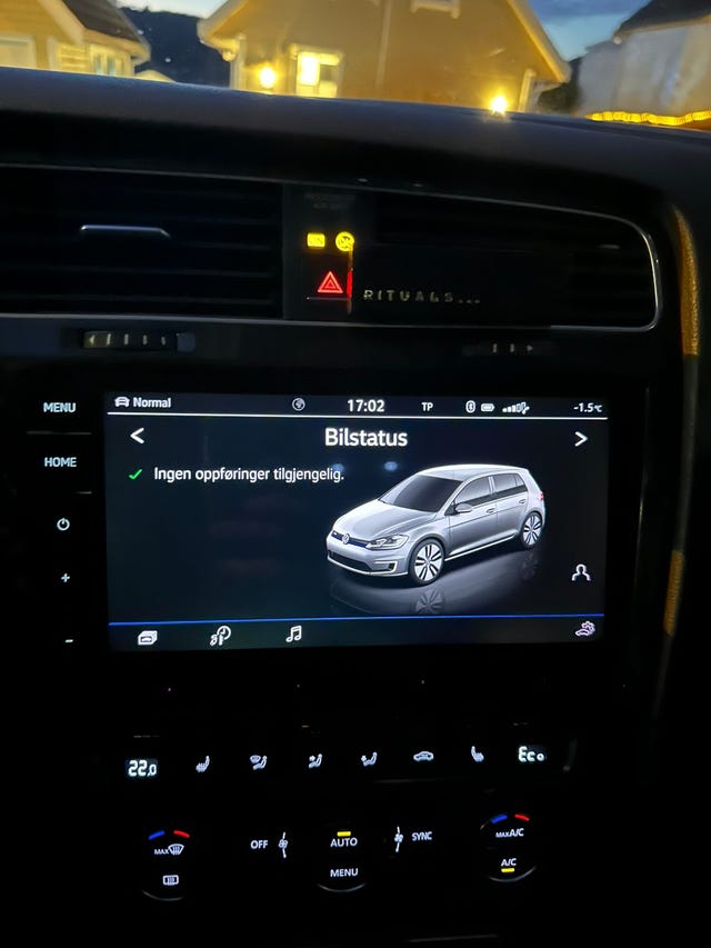 2018 VOLKSWAGEN GOLF - 21