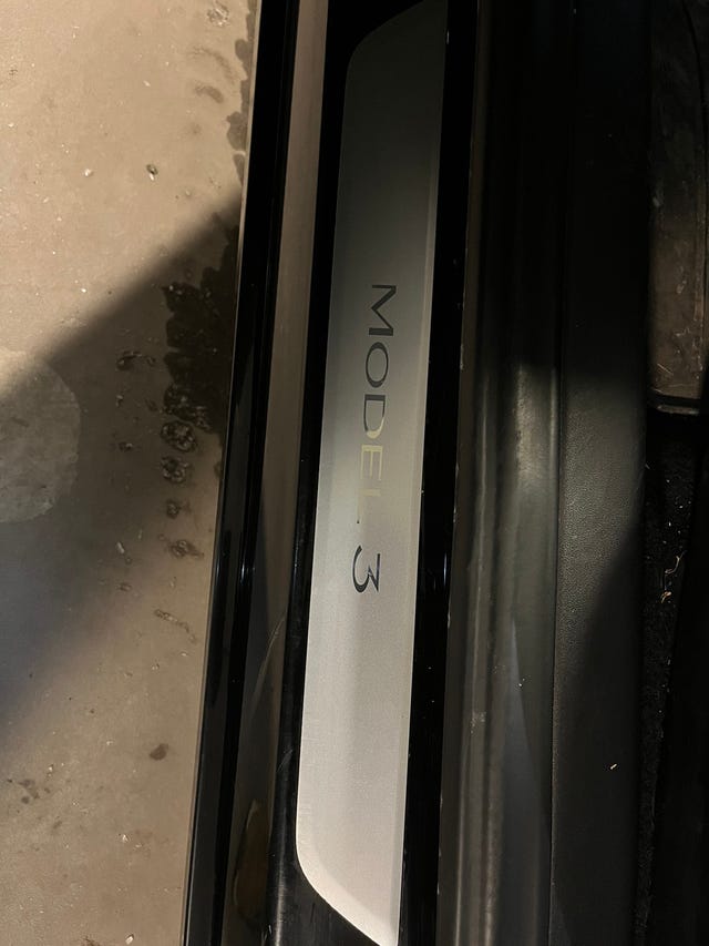 2019 TESLA MODEL 3 - 11