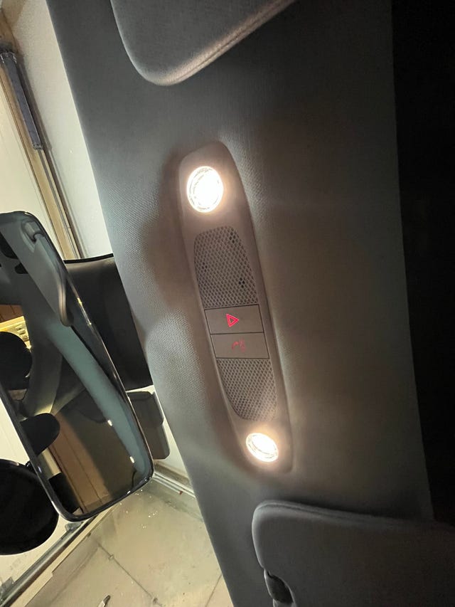 2019 TESLA MODEL 3 - 25