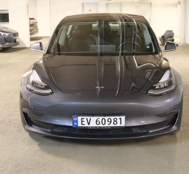 5YJ3E7EB1KF225212 2019 TESLA MODEL 3-2