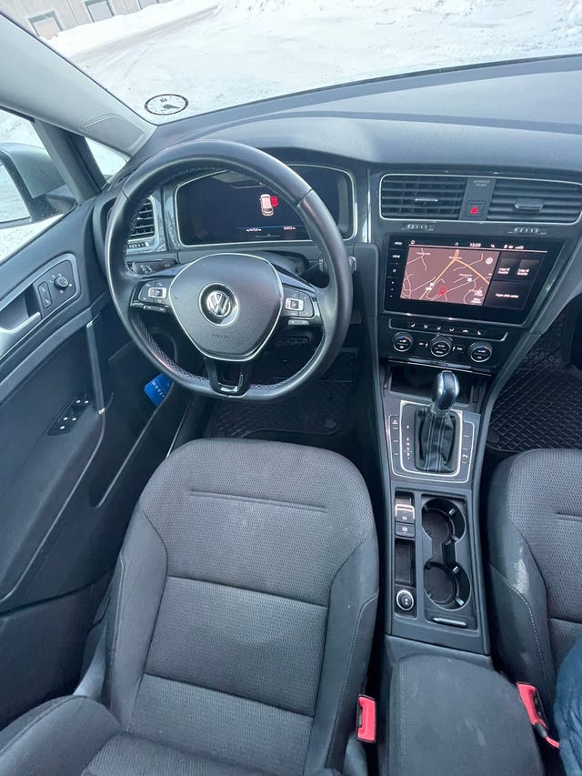 2019 VOLKSWAGEN GOLF - 12