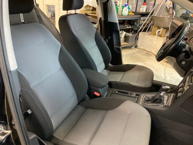 2015 VOLKSWAGEN GOLF - 28