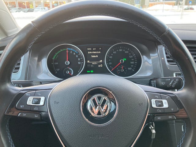 2015 VOLKSWAGEN GOLF - 21