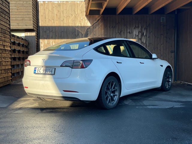 2021 TESLA MODEL 3 - 8