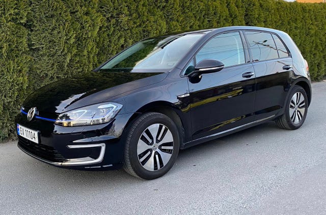 WVWZZZAUZJ8910554 2018 VOLKSWAGEN GOLF-1