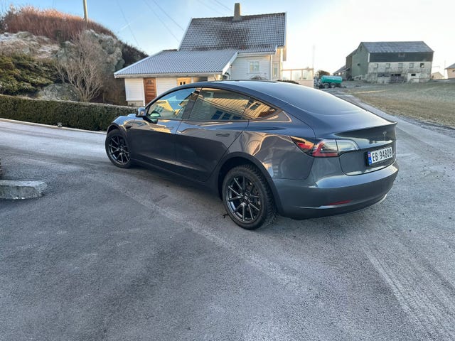 2021 TESLA MODEL 3 - 8