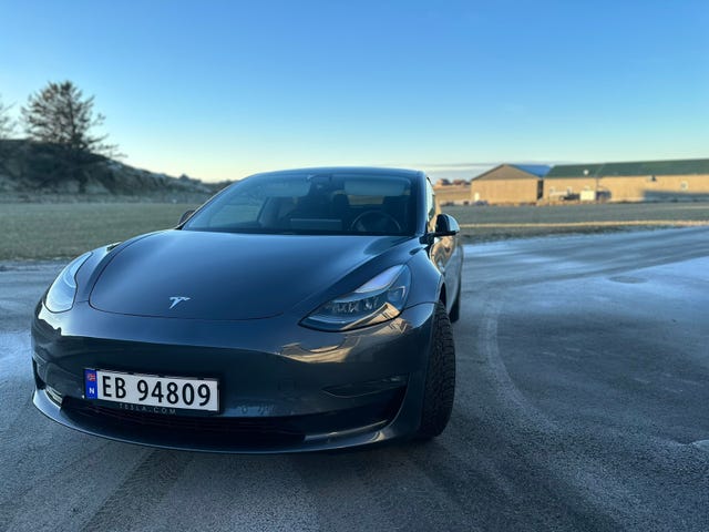5YJ3E7EB5MF888608 2021 TESLA MODEL 3-5