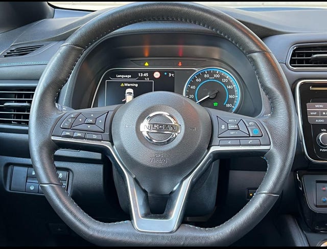 2019 NISSAN LEAF - 8
