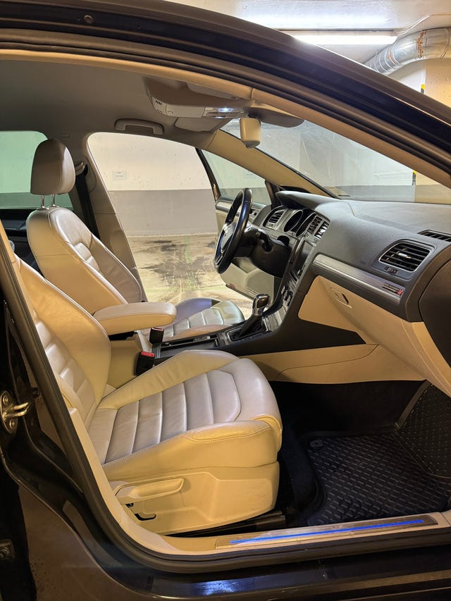 2015 VOLKSWAGEN GOLF - 8