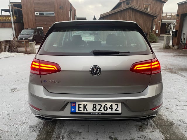 2018 VOLKSWAGEN GOLF - 8