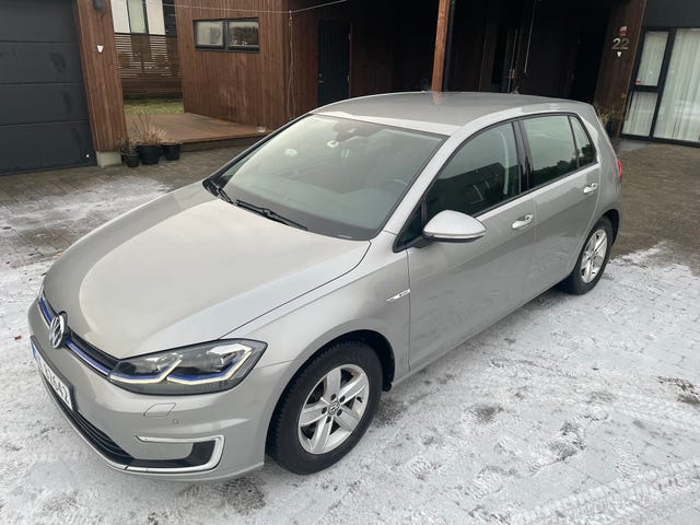 WVWZZZAUZJ8906009 2018 VOLKSWAGEN GOLF-4