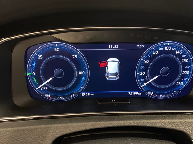 2018 VOLKSWAGEN GOLF - 8