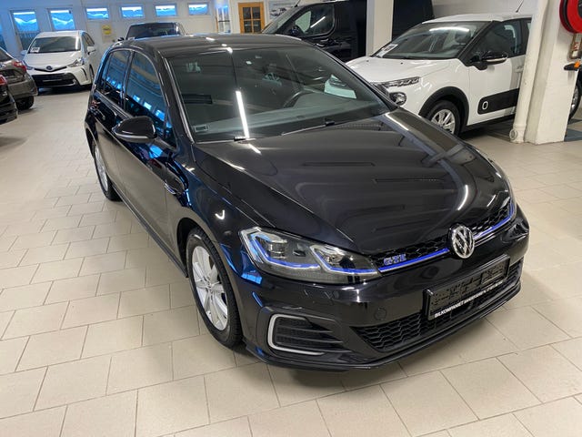 2018 VOLKSWAGEN GOLF - 26