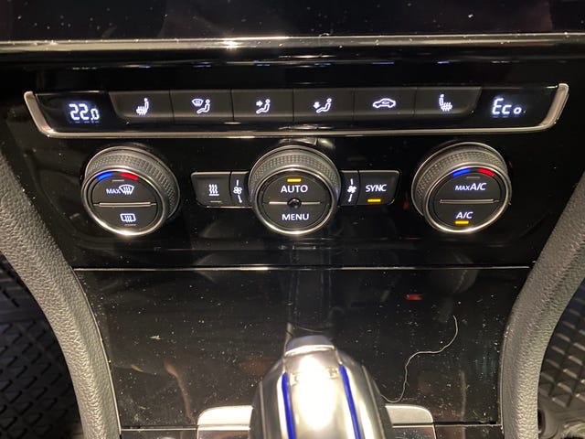 2018 VOLKSWAGEN GOLF - 15