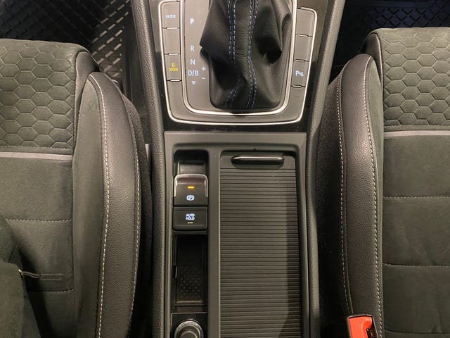 2018 VOLKSWAGEN GOLF - 17