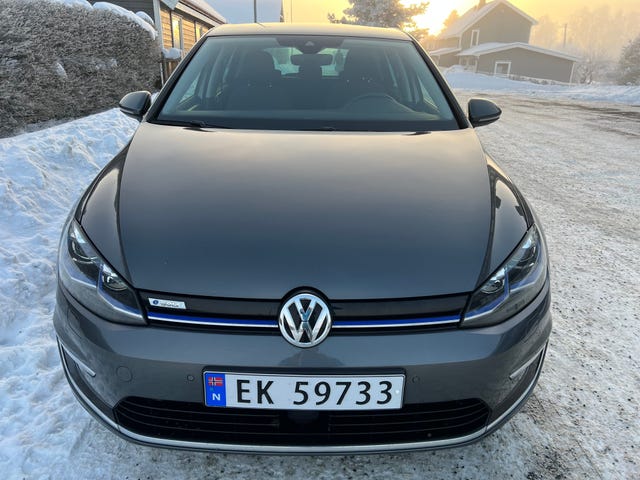 WVWZZZAUZJ8902203 2018 VOLKSWAGEN GOLF-2